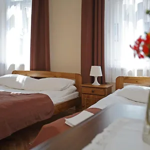 ** Hostal Enigma Polonia